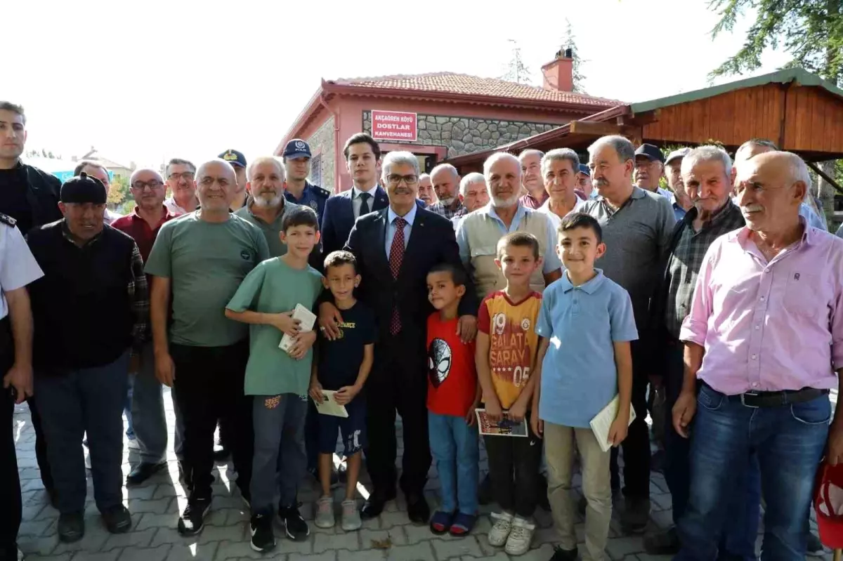 Vali Çelik, Akçaören Köyü’nü Ziyaret Etti