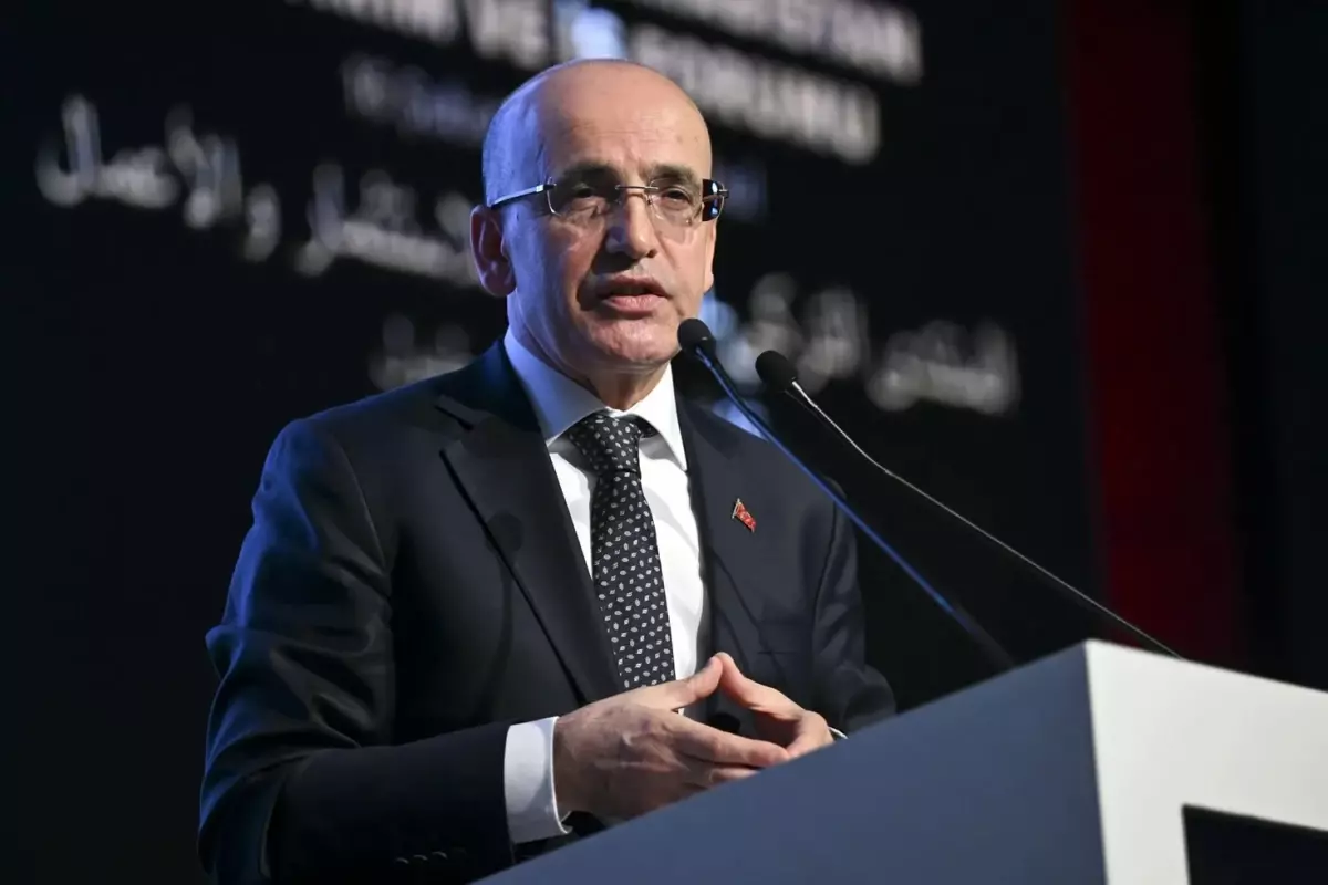 Hazine Bakanı Şimşek’ten Özgür Özel’e ”istifa” yanıtı: Görevimizin başındayız